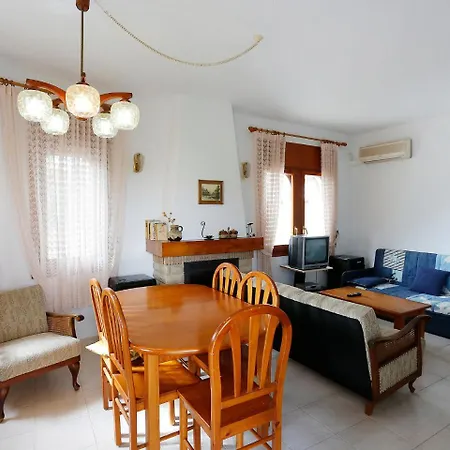 Maria Cristina By Interhome Miami Playa